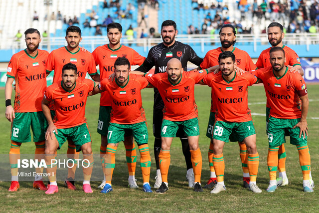 تصویر آرشیوی است. فرشید باقری: امیدوارم اشتباهات داور عمدی نبوده باشد