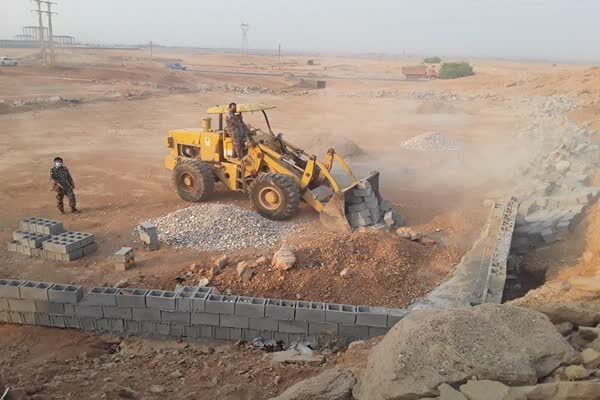 ۱۲۰۰ متر مربع از اراضی ملی اهواز رفع تصرف شد ۱۲۰۰ متر مربع از اراضی ملی اهواز رفع تصرف شد