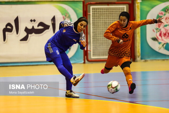 عکش آرشیوی است برتری پرگل دختران آبادانی در سوپرلیگ فوتسال/ حفاری مغلوب شد