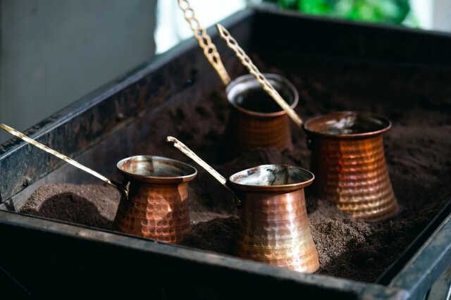 عکس تزئینی است. مسمومیت ۵ کودک در اهواز در پی مصرف قهوه