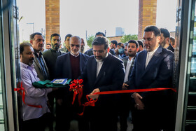 افتتاح بخش نخست خانه هنرمندان در اهواز توسط محمد مهدی اسماعیلی ، وزیر ارشاد اسلامی