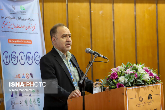 شمشیر دولبه هوش مصنوعی برای اشتغال دانشجویان و متخصصان