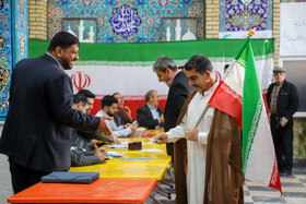 حضورمردم در محل اخذ رای درمسجد جوادالائمه (ع) اهواز