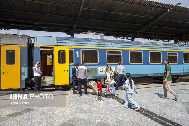 سیر روان قطارهای باری و مسافری در سیستان و بلوچستان
