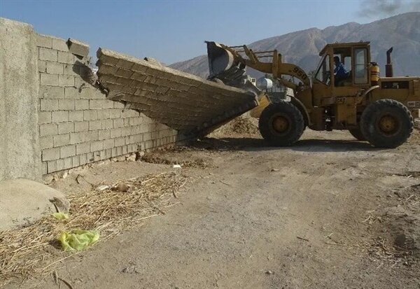 رفع تصرف بیش از ۳۷۰۰ هکتار از اراضی ملی خوزستان رفع تصرف بیش از ۳۷۰۰ هکتار از اراضی ملی خوزستان