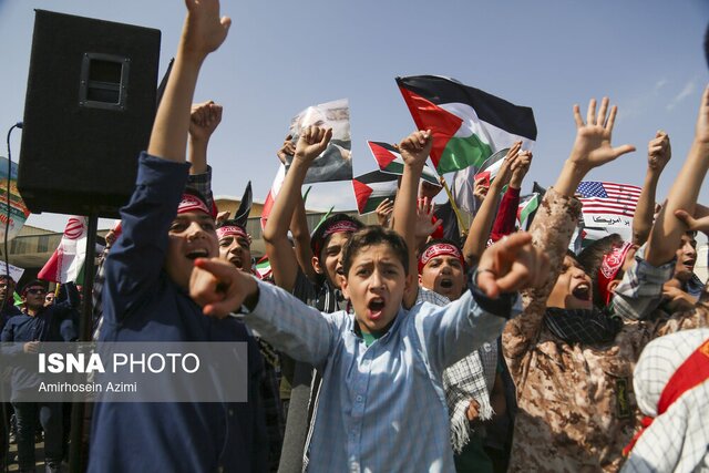 تجمع دانش‌آموزان خوزستانی ‌در حمایت از اقدام شجاعانه سپاه