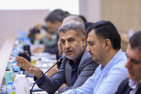 امید احمدی مدیرکل امور اقتصادی و دارای خوزستان