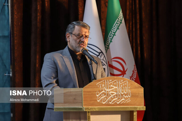 امضای تفاهمنامه اجرای پروژه قطار شهری اهواز در دو هفته آینده امضای تفاهمنامه اجرای پروژه قطار شهری اهواز در دو هفته آینده