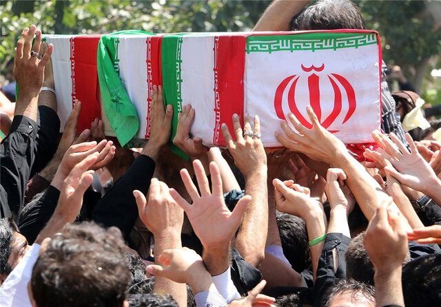 مراسم تشییع پیکر پاک شهید مدافع امنیت در ایذه برگزار شد مراسم تشییع پیکر پاک شهید مدافع امنیت در ایذه برگزار شد