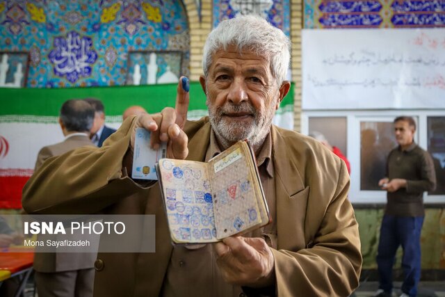 فرماندار خبر داد: استقبال باشکوه مردم ماهشهر و بندر امام از انتخابات