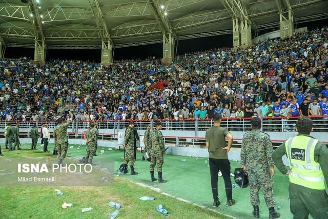 نقش مدیران فوتبال در خشونت هواداران روی سکوها/ سطح سواد هواداری پایین است