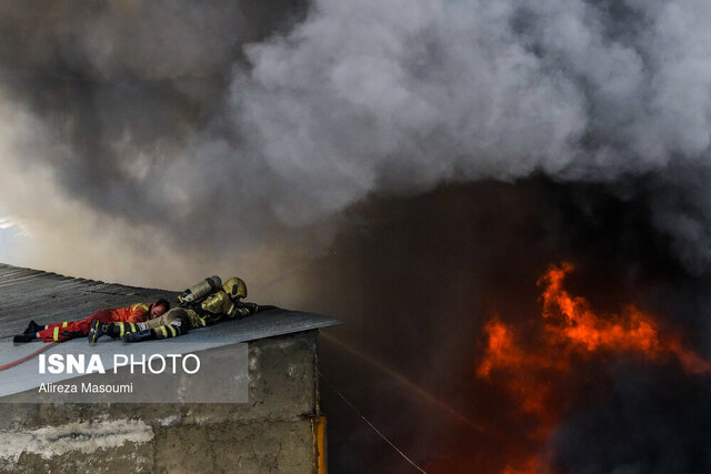 عکس از آرشیو مهار حریق سنگین یک انبار در اهواز پس از ۵ ساعت عملیات