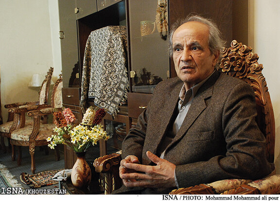 روبهروی «آبگینه»؛ بازخوانی گفتوگویی با زندهیاد حفیظالله ممبینی