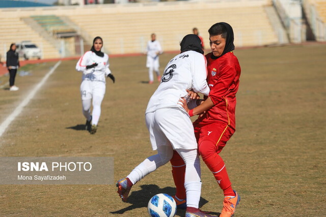 دختران فولاد حریف استقلال تهران در پلی‌آف لیگ یک شدند
