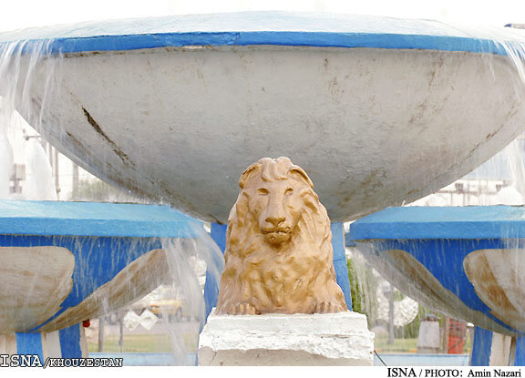 میدان چهارشیر اهواز پیش از اجرای پروژه تقاطع غیرهمسطح شهید کجباف شیرهای خاطرهانگیز اهواز برمیگردند