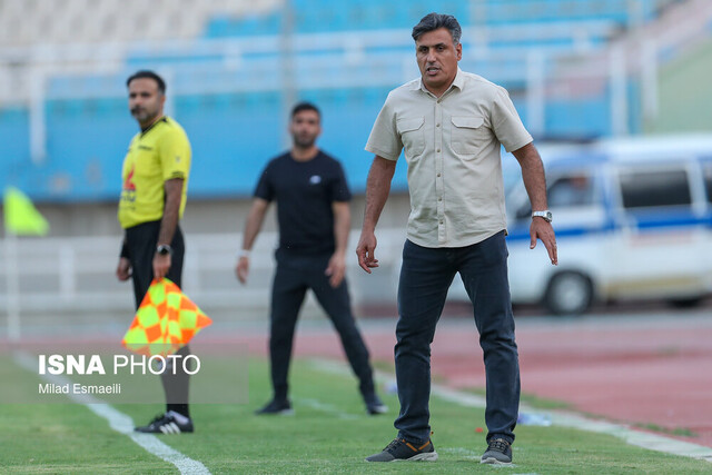 سرمربی استقلال خوزستان برای لیگ بیستوپنجم معرفی شد سرمربی استقلال خوزستان برای لیگ بیستوپنجم معرفی شد