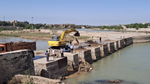 عملیات لایروبی رودخانه گرگر از بند میزان تا سهکوره آغاز میشود عملیات لایروبی رودخانه گرگر از بند میزان تا سهکوره آغاز میشود