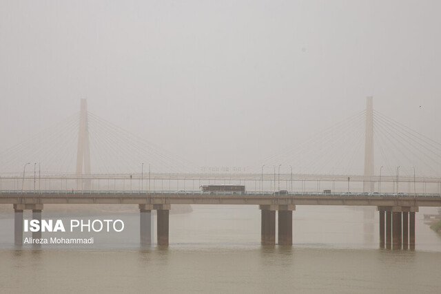 گرد و غبار در اهواز خیزش خاک همرفتی در خوزستان با منشأ عراق/ تشکیل کارگروه اضطرار آلودگی هوا