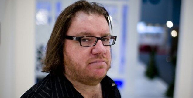 «خزامی» سنان انطون با ترجمه محمد حزباییزاده در کتابفروشیهاست