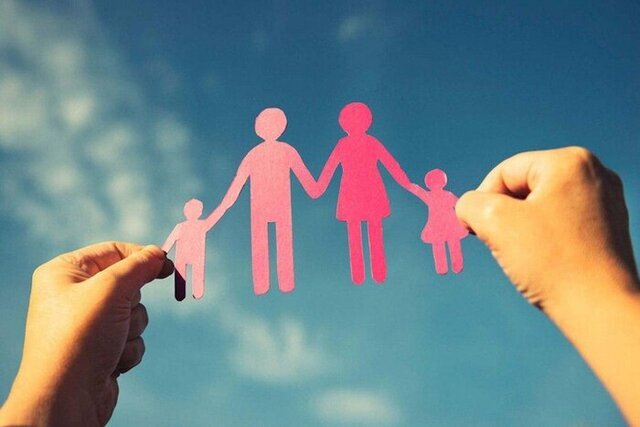 برای گذشت از بحران جمعیتی زمان کمی داریم/ ضرورت اجرای مداوم برنامه‌های جمعیتی