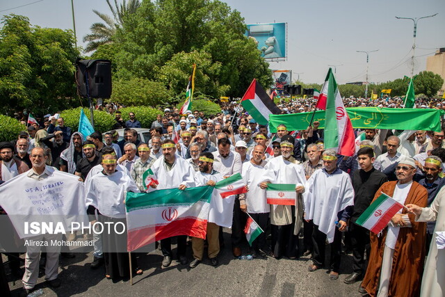 شعار «انتقام، انتقام» نمازگزاران اهوازی