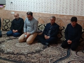 دیدار مدیرکل امور عشایر خوزستان با خانواده شهید عشایری در اندیمشک