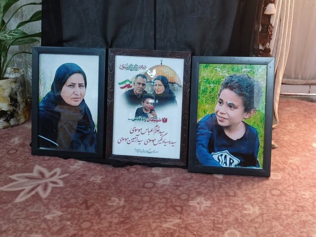 دیدار مدیرکل امور عشایر خوزستان با خانواده شهید عشایری در اندیمشک