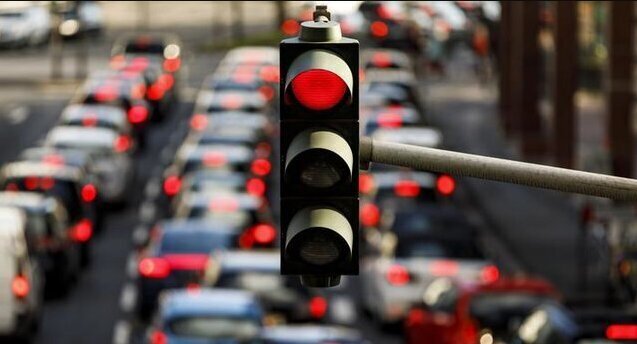 عزم مشترک شهرداری و توزیع برق یزد برای پایداری ترافیک