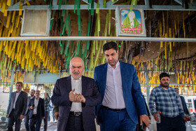 سید محمدرضا موالی‌زاده استاندار خوزستان در آیین عطرافشانی و غبارروبی مزار شهدای بهشت‌آباد اهواز