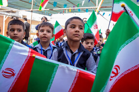 جشن شکوفه‌ها در دبستان امام موسی کاظم(ع) شهرستان باوی