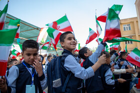 جشن شکوفه‌ها در دبستان امام موسی کاظم(ع) شهرستان باوی