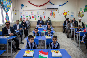 جشن شکوفه‌ها در دبستان امام موسی کاظم(ع) شهرستان باوی