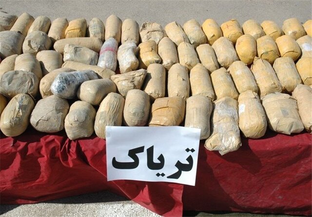 کشف بیش از ۱۲۰ کیلوگرم تریاک در اندیمشک