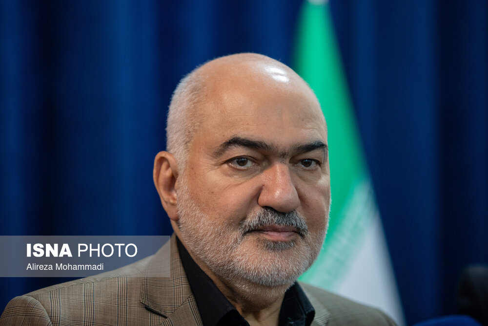 استاندار: حضور سخنگوی دولت در خوزستان نشان از همراهی دولت با مردم است