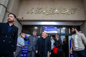 بازدید سید محمدرضا موالی زاده استاندار خوزستان از نمایشگاه هفته پژوهش و فناوری در دانشگاه شهید چمران اهواز