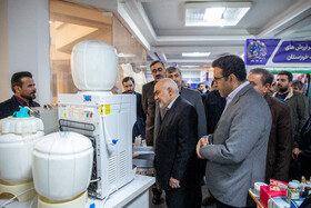 بازدید سید محمدرضا موالی زاده استاندار خوزستان از نمایشگاه هفته پژوهش و فناوری در دانشگاه شهید چمران اهواز