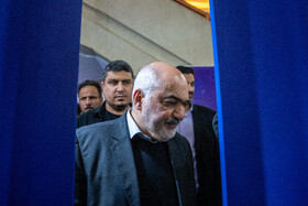 بازدید سید محمدرضا موالی زاده استاندار خوزستان از نمایشگاه هفته پژوهش و فناوری در دانشگاه شهید چمران اهواز