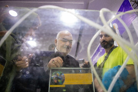 بازدید سید محمدرضا موالی زاده استاندار خوزستان از نمایشگاه هفته پژوهش و فناوری در دانشگاه شهید چمران اهواز