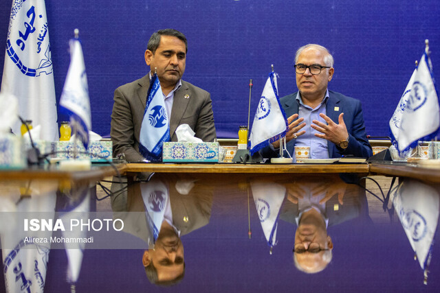 امضای تفاهم نامه همکاری میان سازمان جهاد دانشگاهی خوزستان و مخابرات خوزستان