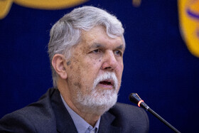 سید عباس صالحی وزیر فرهنگ و ارشاد اسلامی در نشست رونمایی از پوستر هفتاد و دومین جشنواره منطقه‌ای سینما جوان اروند 