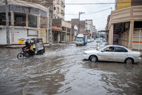 بارش باران و آبگرفتگی معابر در اهواز