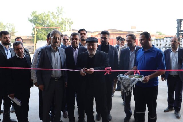 باید به سمت صنایع کوچک و افزایش شهرک‌های صنعتی برویم