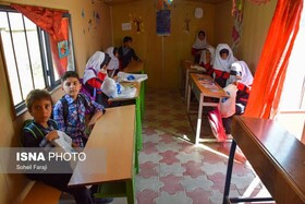 دانش آموزان ۱۰ روستای بیجار در کانکس مشغول به تحصیل هستند