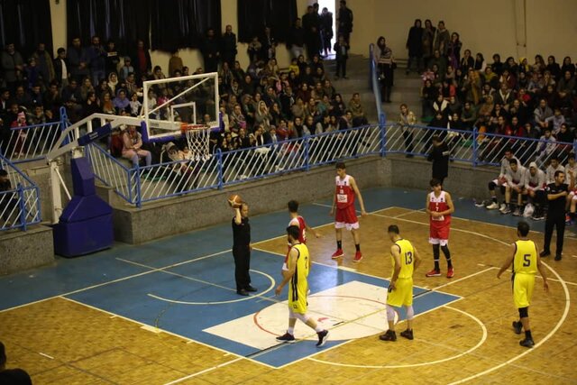 بسکتبال کردستان مهرام تهران را به زانو درآورد