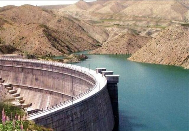 ضرورت بهبود کیفیت آب برخی سدهای استان/ اراضی کشاورزی کردستان به ۳۰۰ هزار هکتار افزایش یابد