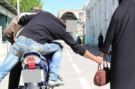 هشدار پلیس آگاهی: پول زیاد داخل کیف همراه حمل نکنید