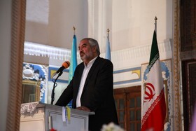 چهره های نام آور کردستان باید در سطح کشور و بین الملل معرفی شوند