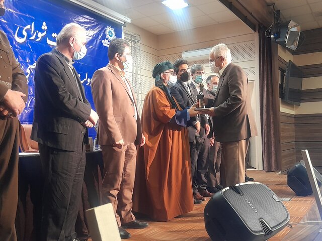 مراسم تجلیل از واحدهای صادرکننده نمونه کردستان برگزار شد