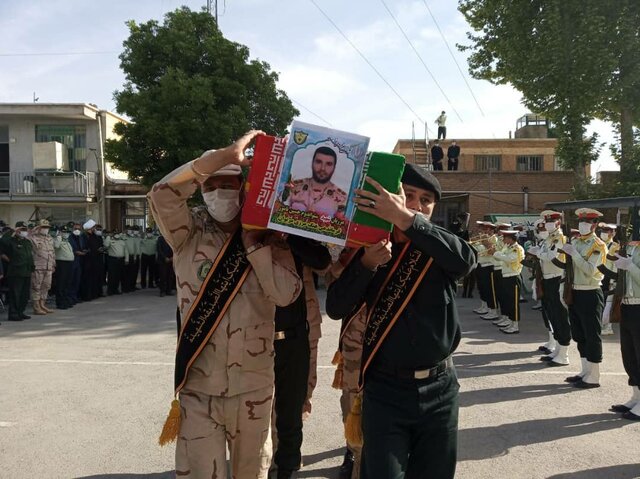 پیکر مطهر شهید حسین نامور در قروه تشییع شد