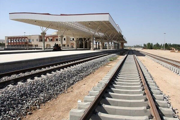 عملیات تکمیل زیرساخت‌های راه‌آهن ساوه در آستانه اجرا/پیگیری افزایش سهمیه بلیت